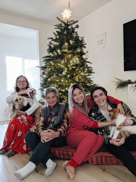 /site/assets/files/2067/lucy_and_lily_adopted_6_christmas_2019_1.jpg